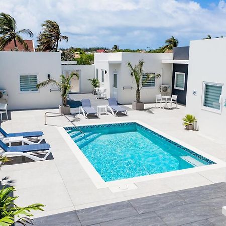 The Palm Leaf Apartments Noord Esterno foto