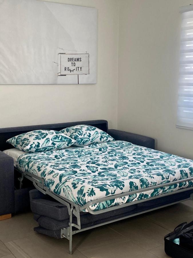 The Palm Leaf Apartments Noord Esterno foto