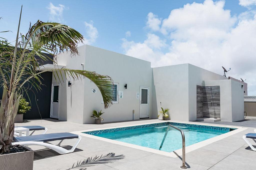The Palm Leaf Apartments Noord Esterno foto