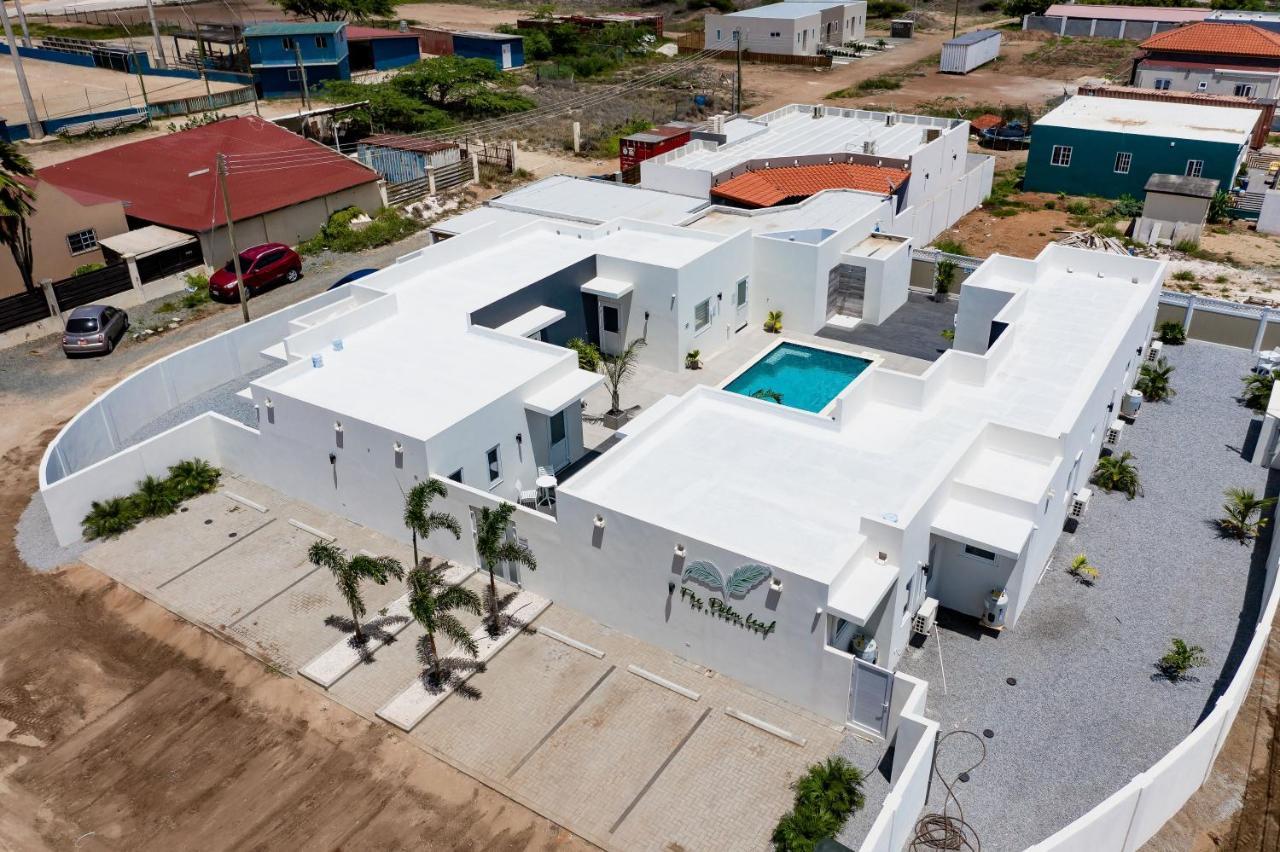 The Palm Leaf Apartments Noord Esterno foto